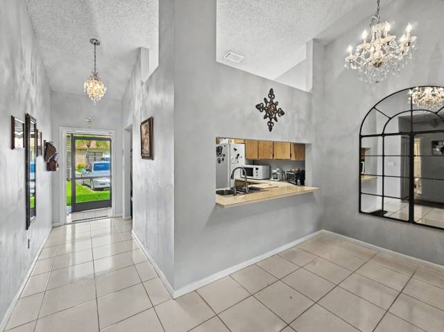 1160 Parkside Green Drive #F