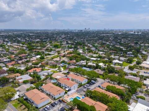 5201 NE 14th Terrace #3, Fort Lauderdale FL - photo 24 of 25