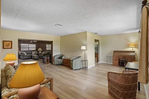 3358 SW 16th Court, Fort Lauderdale FL - photo 15 of 37