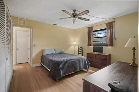 3358 SW 16th Court, Fort Lauderdale FL - photo 18 of 37