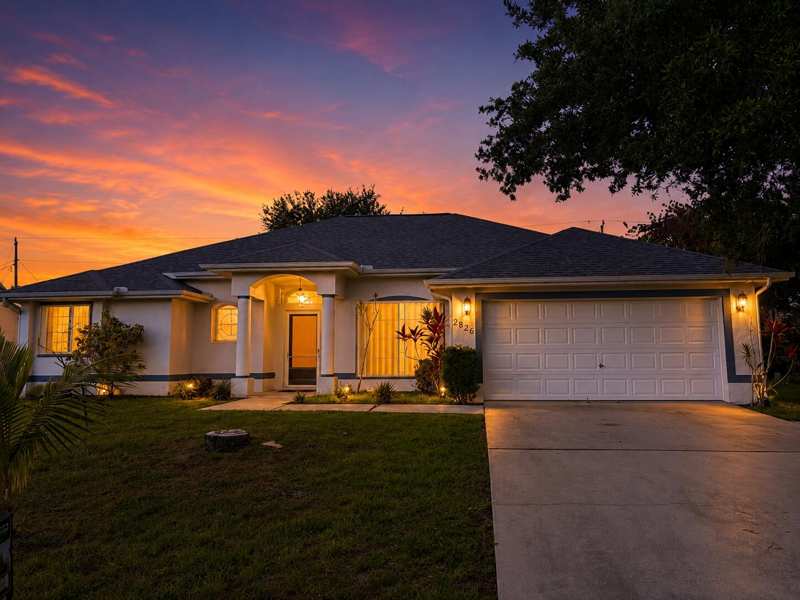 3 bedroom Single Family Residence at 2826 SW Ann Arbor Road, Port St Lucie Section 41, Port St. Lucie — photo 1