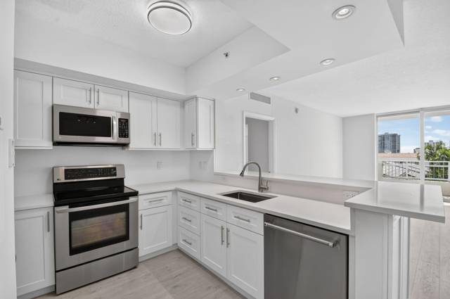 403 S Sapodilla Avenue #409