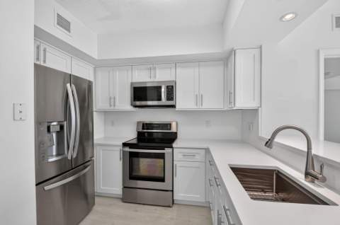 403 S Sapodilla Avenue #409, West Palm Beach FL - photo 8 of 48