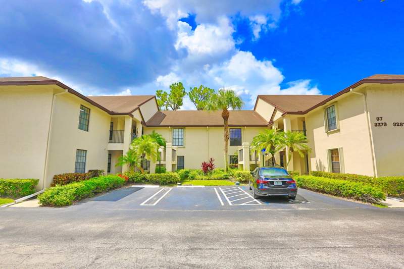 3 bedroom Condominium at 3277 Jog Park Drive, Park Pointe 2, Greenacres — photo 4