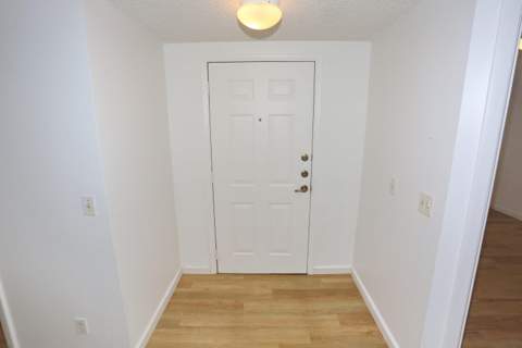 3277 Jog Park Drive, Greenacres FL - photo 7 of 62
