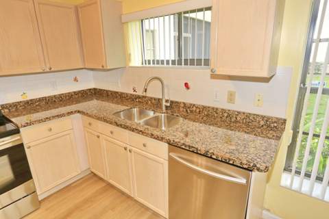 3277 Jog Park Drive, Greenacres FL - photo 20 of 62