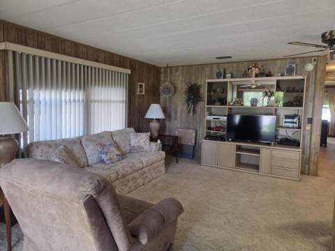 6937 SE Delegate Street, Hobe Sound FL - photo 11 of 32