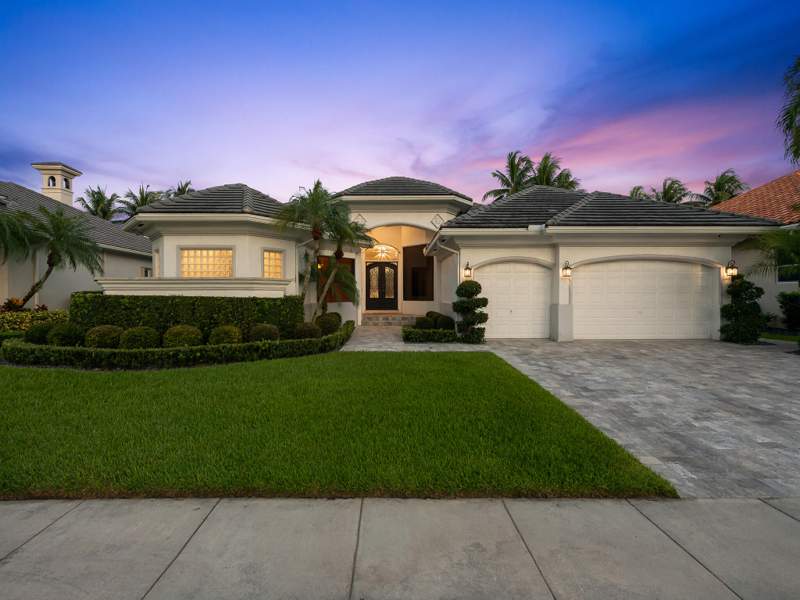 5 bedroom Single Family Residence at 10920 Hawks Vista Street, Enclave 2nd Section, Plantation — photo 2