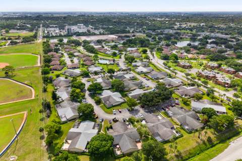 1327 Peppertree Trail #Unit A, Fort Pierce FL - photo 10 of 49