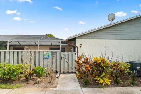 1327 Peppertree Trail #Unit A, Fort Pierce FL - photo 20 of 49
