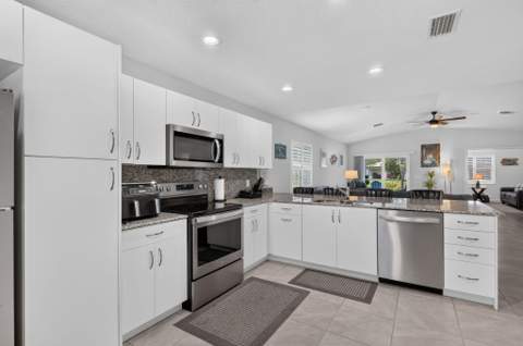 38 Spanish Way, Port St. Lucie FL - photo 9 of 62