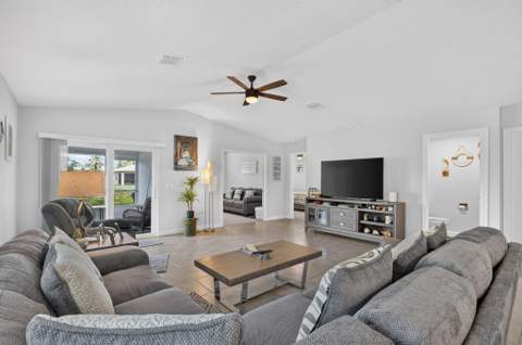 38 Spanish Way, Port St. Lucie FL - photo 12 of 62