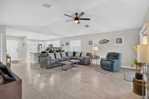 38 Spanish Way, Port St. Lucie FL - photo 15 of 62