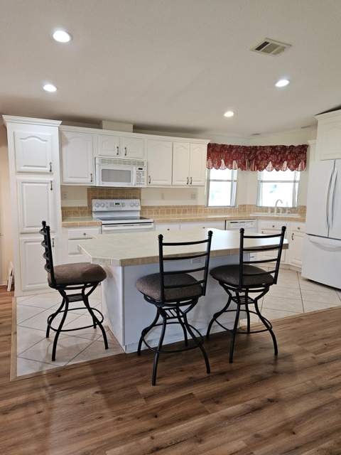 3229 Scarlet Tanager Court, Port St. Lucie FL - photo 6 of 46