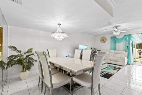 218 Foxtail Drive #B, Greenacres FL - photo 17 of 19