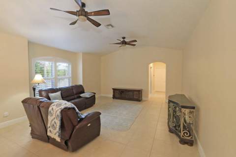 2879 SE Peru Street, Port St. Lucie FL - photo 12 of 48