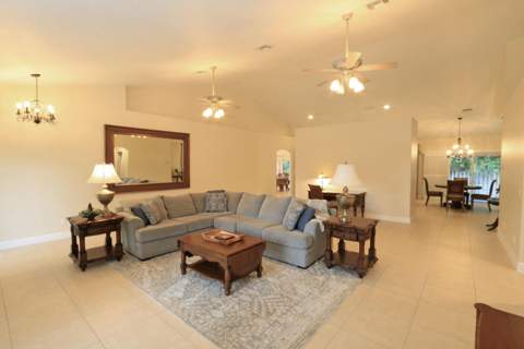 2879 SE Peru Street, Port St. Lucie FL - photo 14 of 48