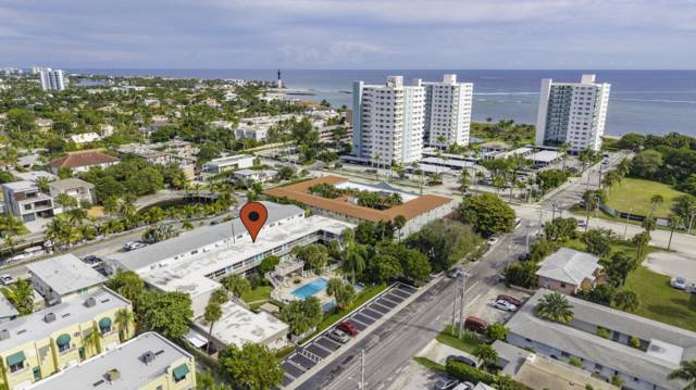 3225 NE 16th Street #20a