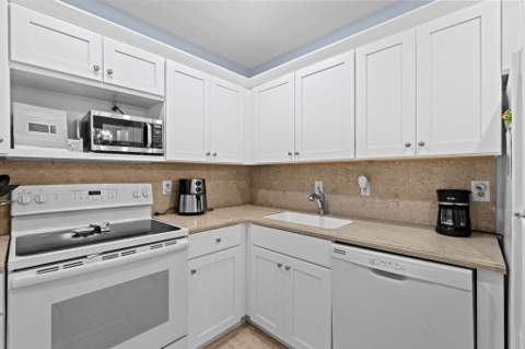 400 S Cypress Road #404, Pompano Beach FL - photo 15 of 40