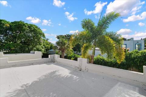 953 39th Court, West Palm Beach FL - photo 16 of 25