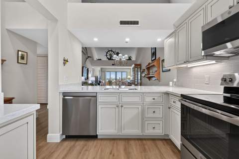 201 Ocean Bluffs Boulevard #5010, Jupiter FL - photo 16 of 82