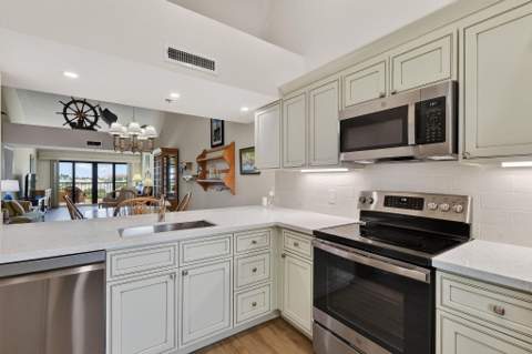 201 Ocean Bluffs Boulevard #5010, Jupiter FL - photo 17 of 82