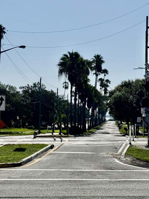 3209 N Indian River Drive, Fort Pierce FL - photo 11 of 73