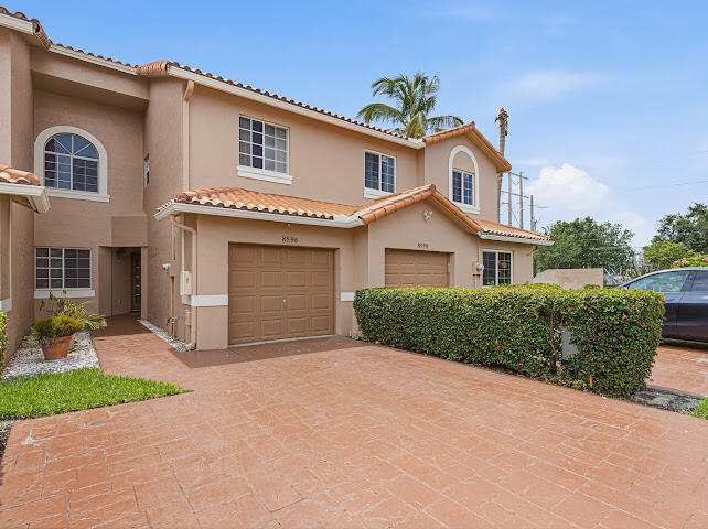 3 bedroom Townhouse at 8596 Jade Drive, Shangri-La, Tamarac — photo 1
