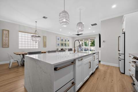 7050 Limestone Cay Road, Limestone Creek FL - photo 13 of 32
