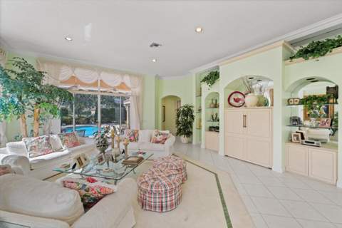 4462 Hazleton Lane, Lake Worth FL - photo 10 of 71
