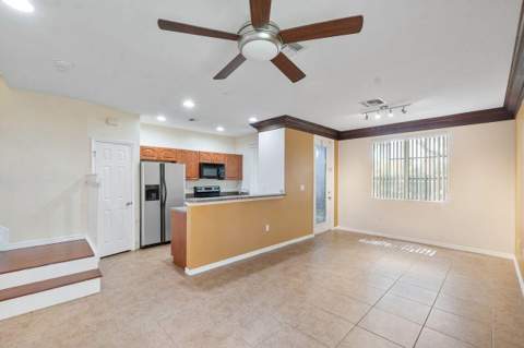 1912 SW 60th Avenue, North Lauderdale FL - photo 9 of 27