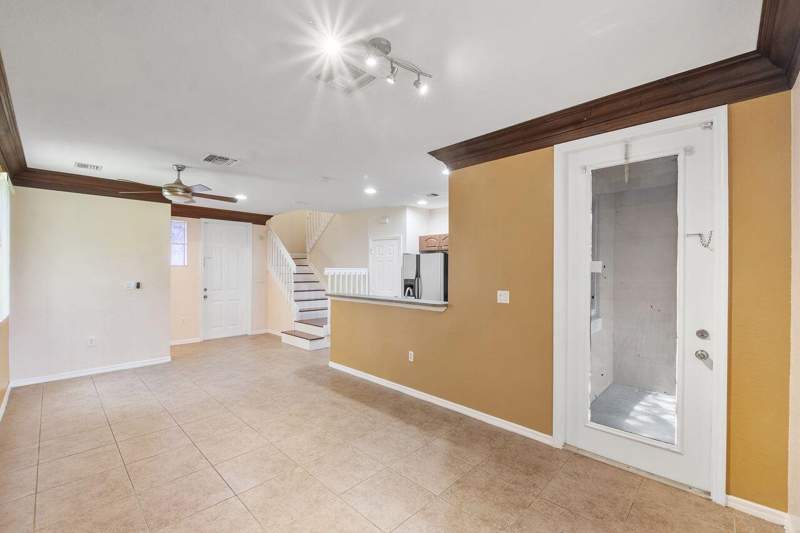 2 bedroom Townhouse at 1912 SW 60th Avenue, San Remo, North Lauderdale — photo 5