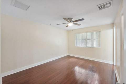 1912 SW 60th Avenue, North Lauderdale FL - photo 18 of 27