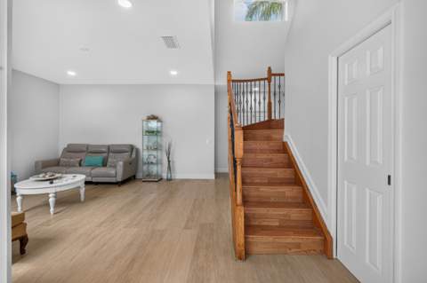 229 E Bayridge Drive, Weston FL - photo 7 of 44