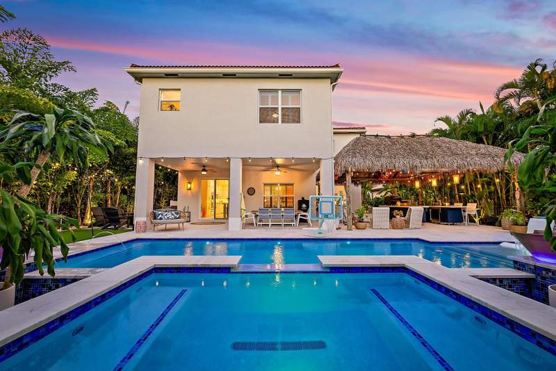 5 bedroom Single Family Residence at 152 Porgee Rock Place, Rialto, Jupiter — photo 2