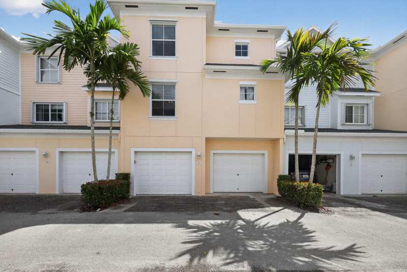 3 bedroom Villa at 156 Aragon Way, Somerset At Abacoa Condo, Jupiter — photo 1