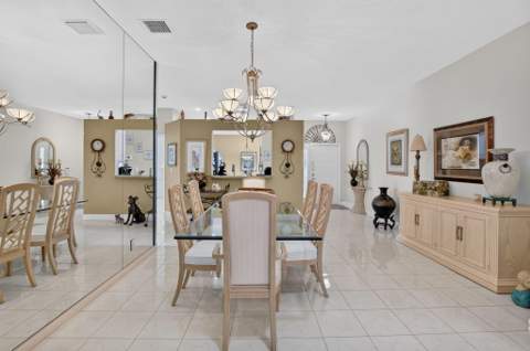 10632 Royal Caribbean Circle, Boynton Beach FL - photo 20 of 58