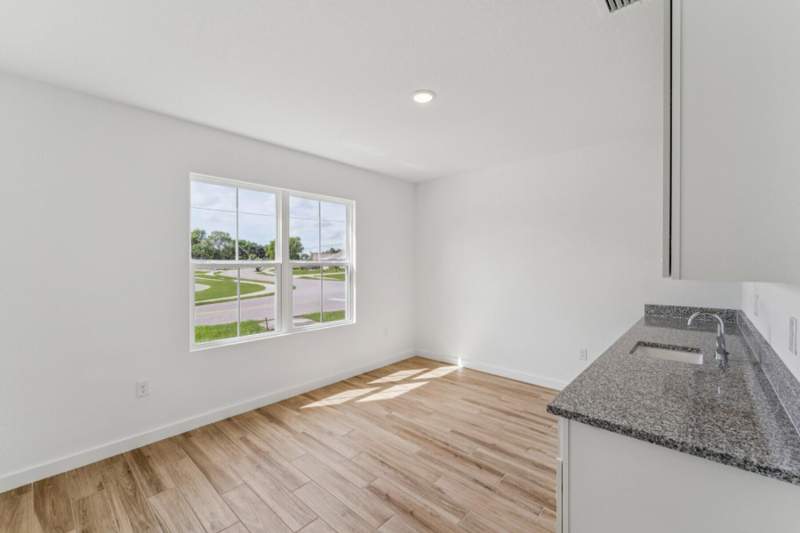 4 bedroom Single Family Residence at 1626 SW Brisbane Street, Port St Lucie Section 13, Port St. Lucie — photo 5