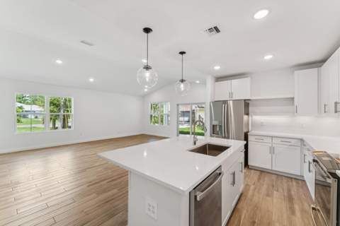 1626 SW Brisbane Street, Port St. Lucie FL - photo 24 of 40