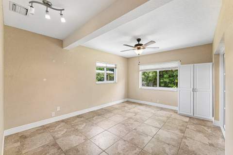 301 SE 3rd Street, Deerfield Beach FL - photo 15 of 39
