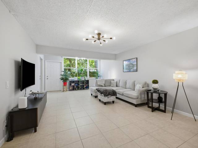 Sabal Pine South Condo