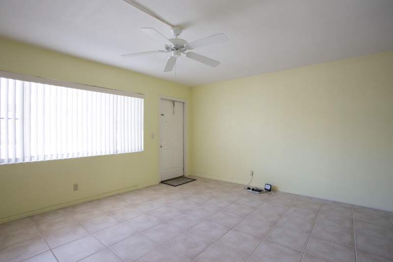 1 bedroom Condominium at 3160 Lake Osborne Drive #108, Murry Hills Apt Bldg Condo, Lake Worth Beach — photo 3