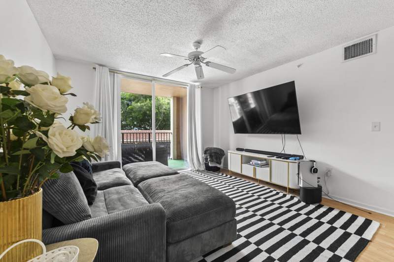 2 bedroom Condominium at 4812 N State Road 7 #12205, Carrington At Coconut Creek, Coconut Creek — photo 3