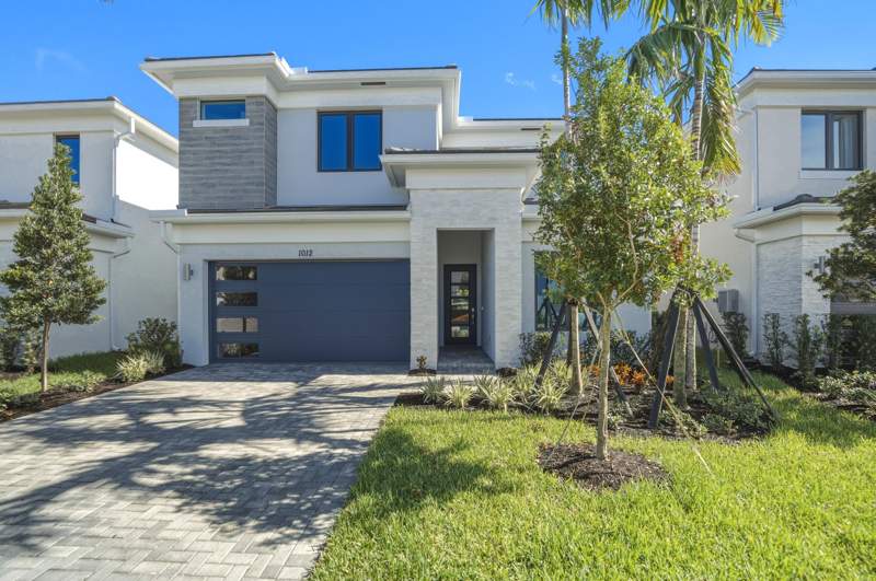 5 bedroom Single Family Residence at 1012 Raleigh Way, Lotis Wellington, Wellington — photo 2