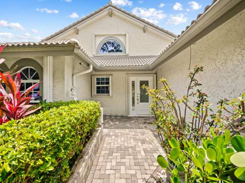 1750 W Oak Knoll Circle, Davie FL - photo 7 of 26