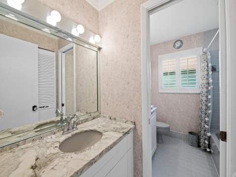 1750 W Oak Knoll Circle, Davie FL - photo 22 of 26