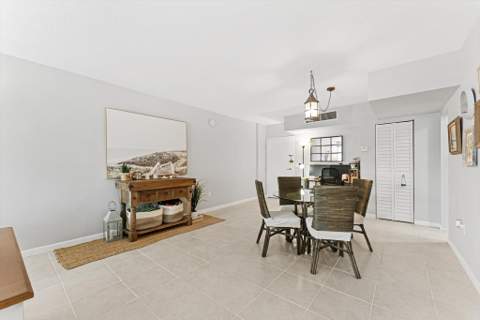 3450 S Ocean Boulevard #620, Palm Beach FL - photo 7 of 31