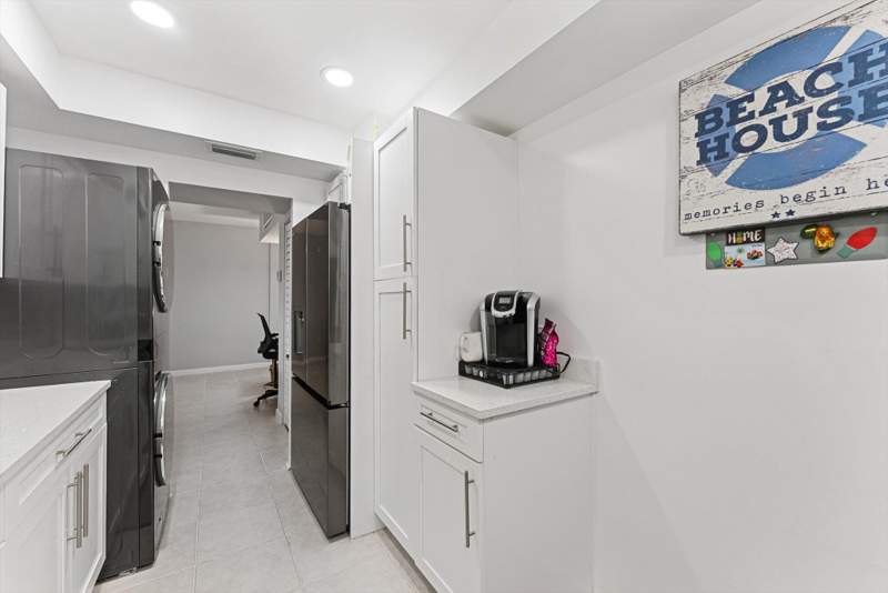 1 bedroom Condominium at 3450 S Ocean Boulevard #620, Patrician Of Palm Beach Condo, Palm Beach — photo 5