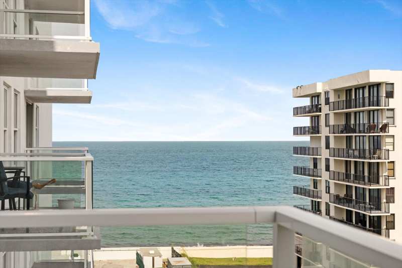 1 bedroom Condominium at 3450 S Ocean Boulevard #620, Patrician Of Palm Beach Condo, Palm Beach — photo 1