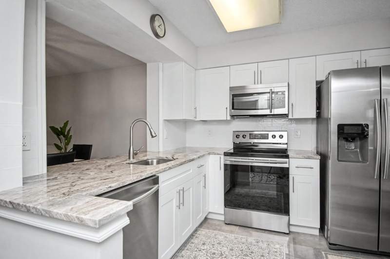 2 bedroom Condominium at 7351 Kinghurst Drive #301, Huntington Lakes Sec Five Condos, Delray Beach — photo 3